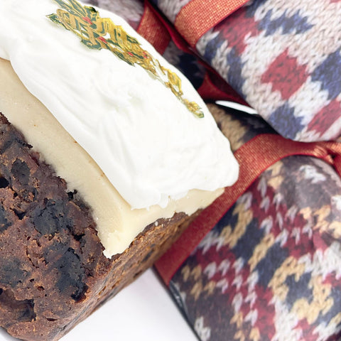 Mams Christmas Cake with Royal Icing